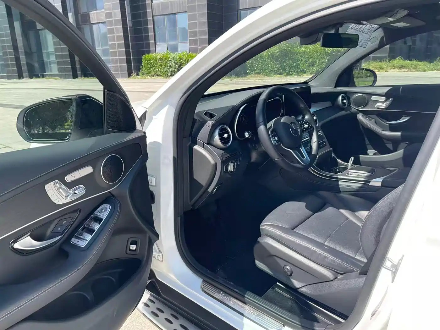 Mercedes-Benz GLC Coupe 2021 GLC 300 4MATIC Coupe SUV фото 8