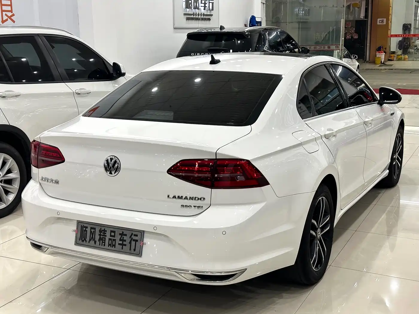 Volkswagen Lamando 2021 280TSI DSG Comfort Edition фото 30
