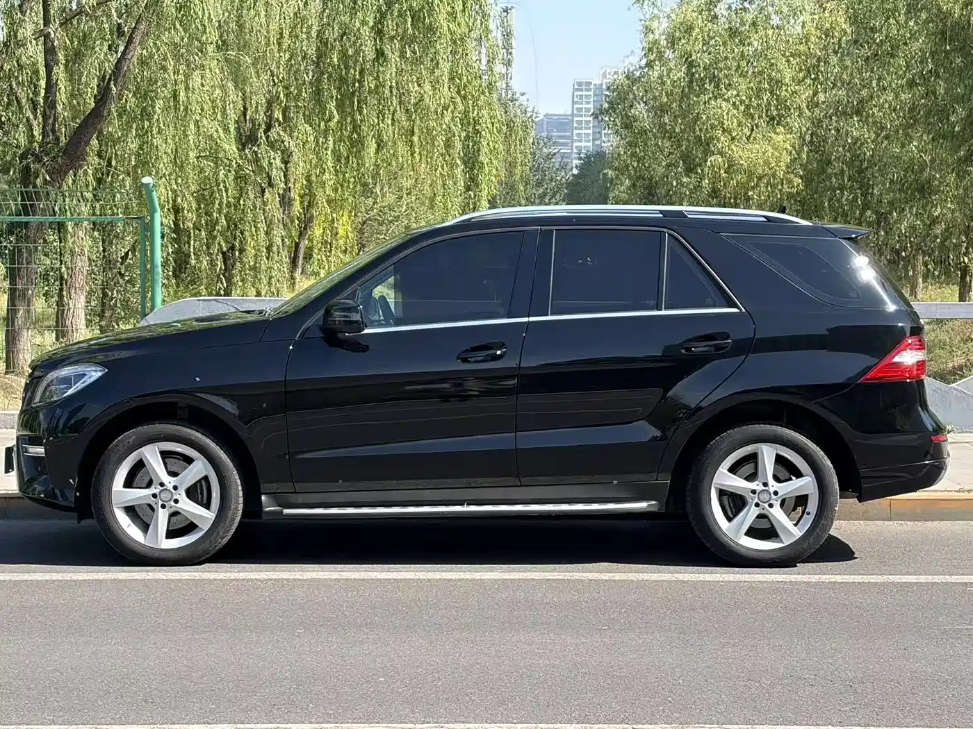 Mercedes-Benz M-Class 2015 ML 320 4MATIC фото 15