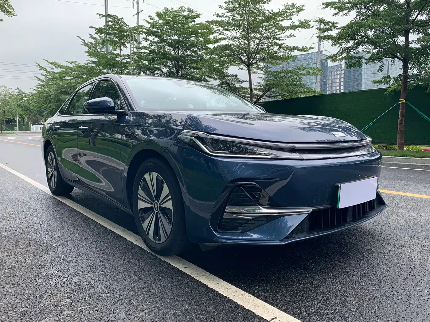 Geely Galaxy Galaxy A7 2025 EM-i 150km Explorer+ Edition фото 3