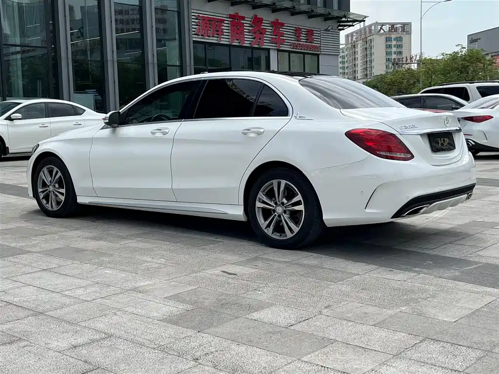 Mercedes-Benz C-Class 2017 Facelift C 200 L Sport Edition фото 7