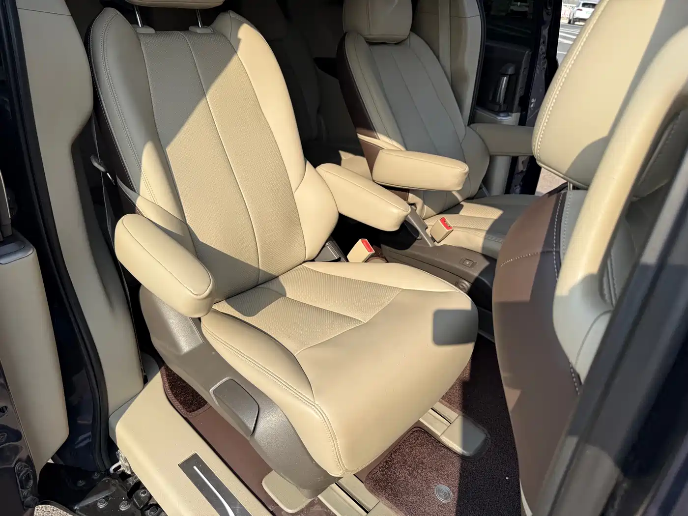 Buick GL8 2013 3.0L XT Luxury Business Flagship Edition фото 11