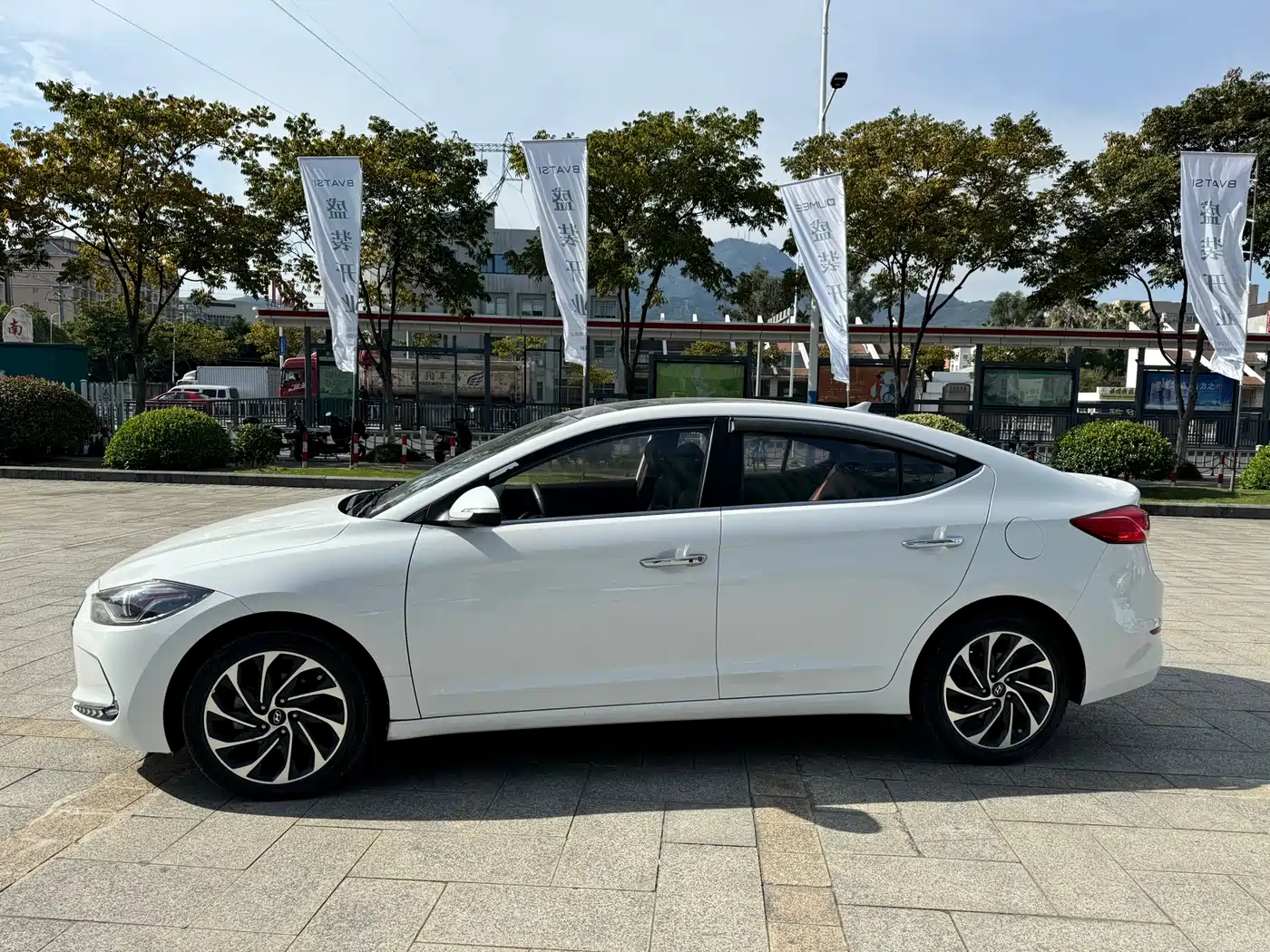 Hyundai Elantra 2020 1.4T DCT Dynamic·Vitality фото 3