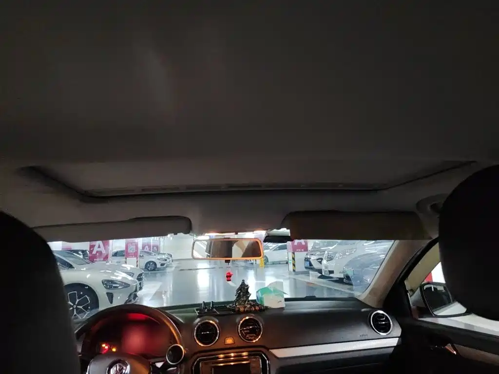 Volkswagen Jetta 2017 1.5L Automatic Comfort фото 19