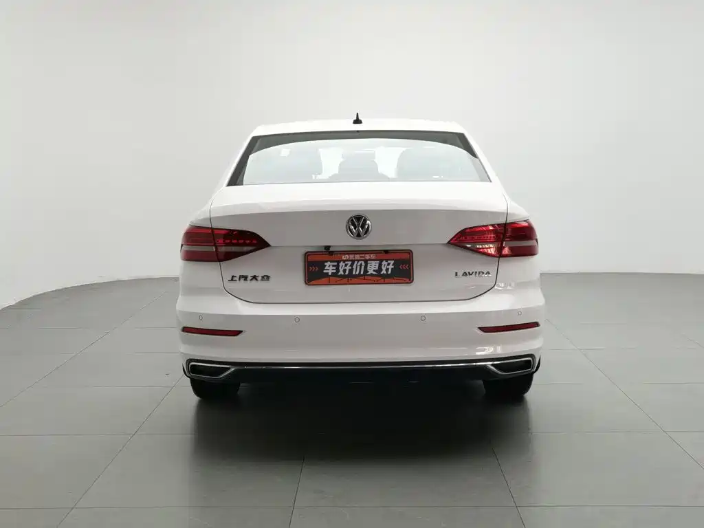 Фото 4 - Volkswagen Lavida
