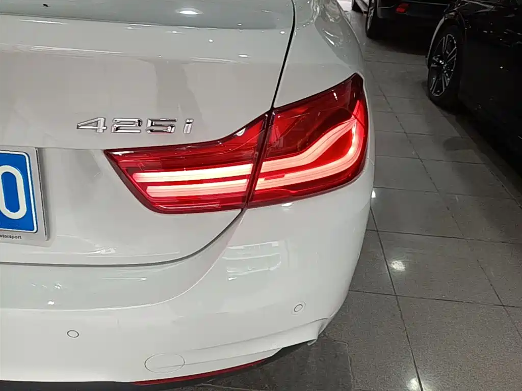BMW 4 Series 2017 425i Gran Coupe Leading M Sport Package фото 8