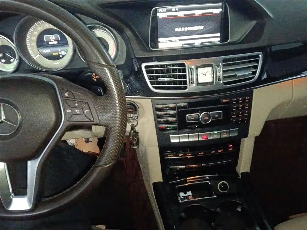 Mercedes-Benz E-Class 2014 Facelift E 260 L Sport фото 10