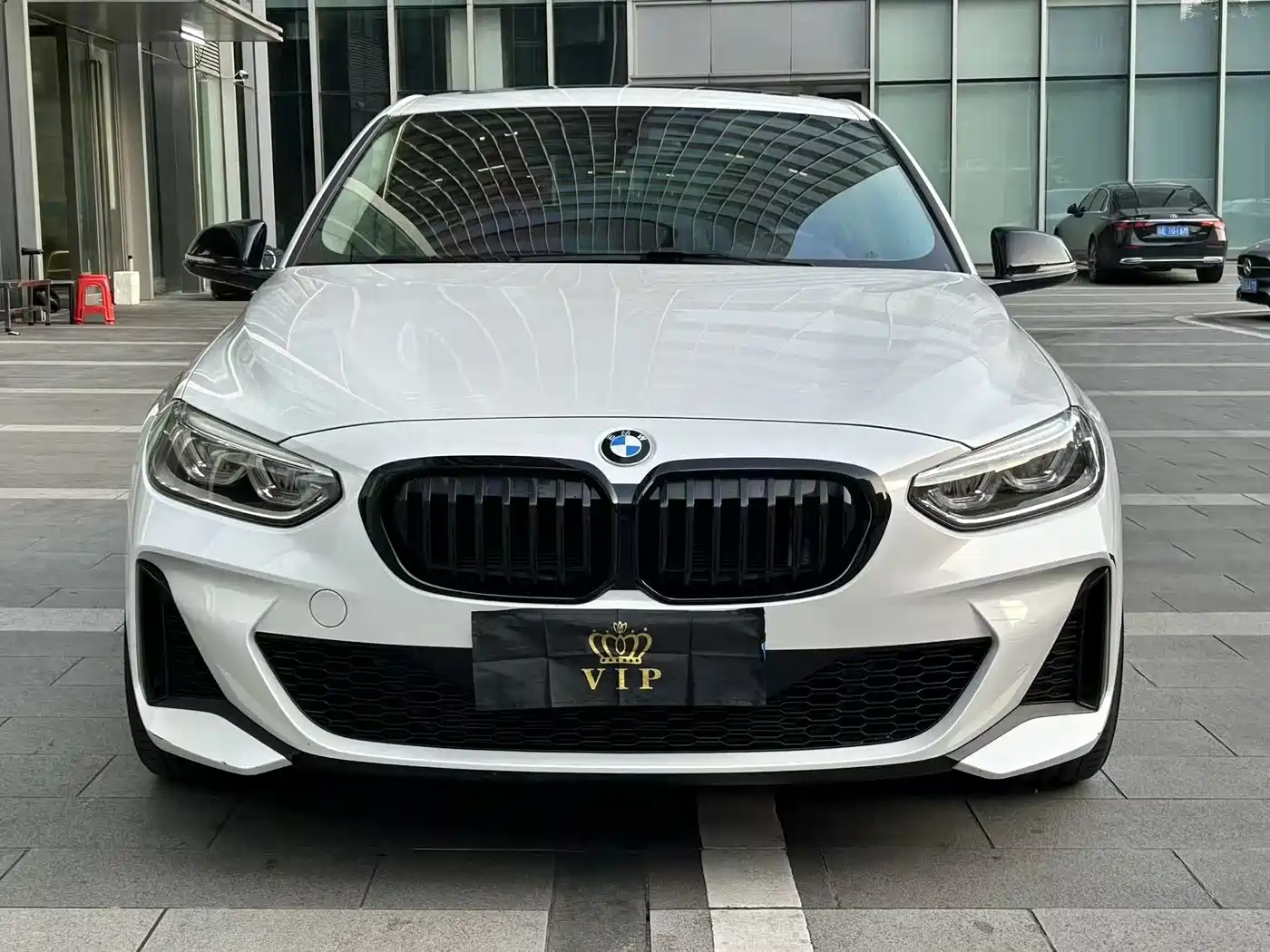 BMW 1 Series 2021 125i M Sport Black Night Edition фото 2