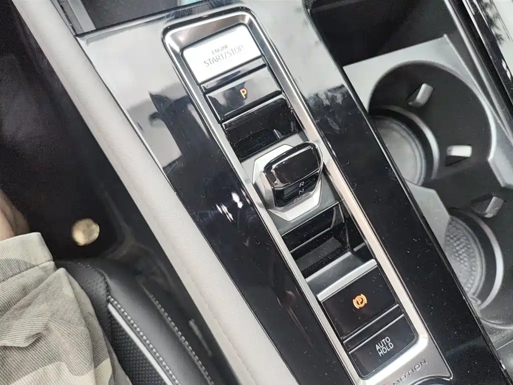 Volkswagen Teramont 2024 380TSI 4WD Prestige Luxury Edition фото 10