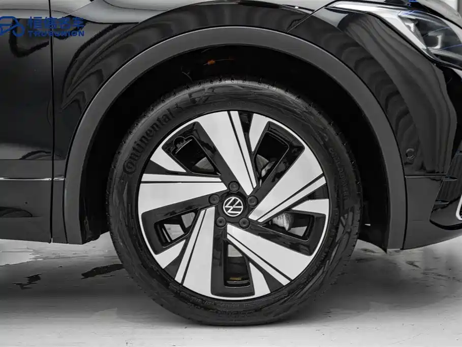 Volkswagen Tiguan L 2023 330TSI Auto 2WD R-Line Premium Edition фото 11