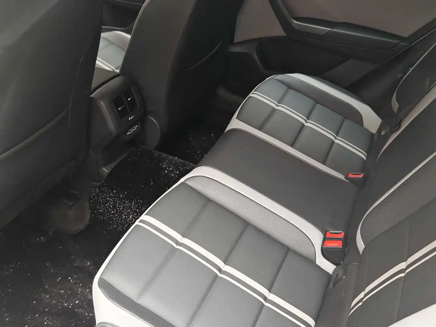 Volkswagen T-ROC 2023 300TSI DSG 2WD Dawn Edition фото 10
