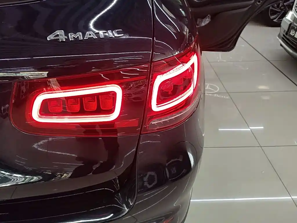 Mercedes-Benz GLC 2021 GLC 300 L 4MATIC Sporty фото 8