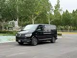 Фото 1 - Volkswagen Multivan