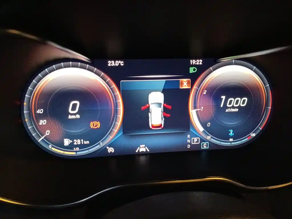 Mercedes-Benz GLC 2022 GLC 300 L 4MATIC Dynamic Collector's Edition фото 8