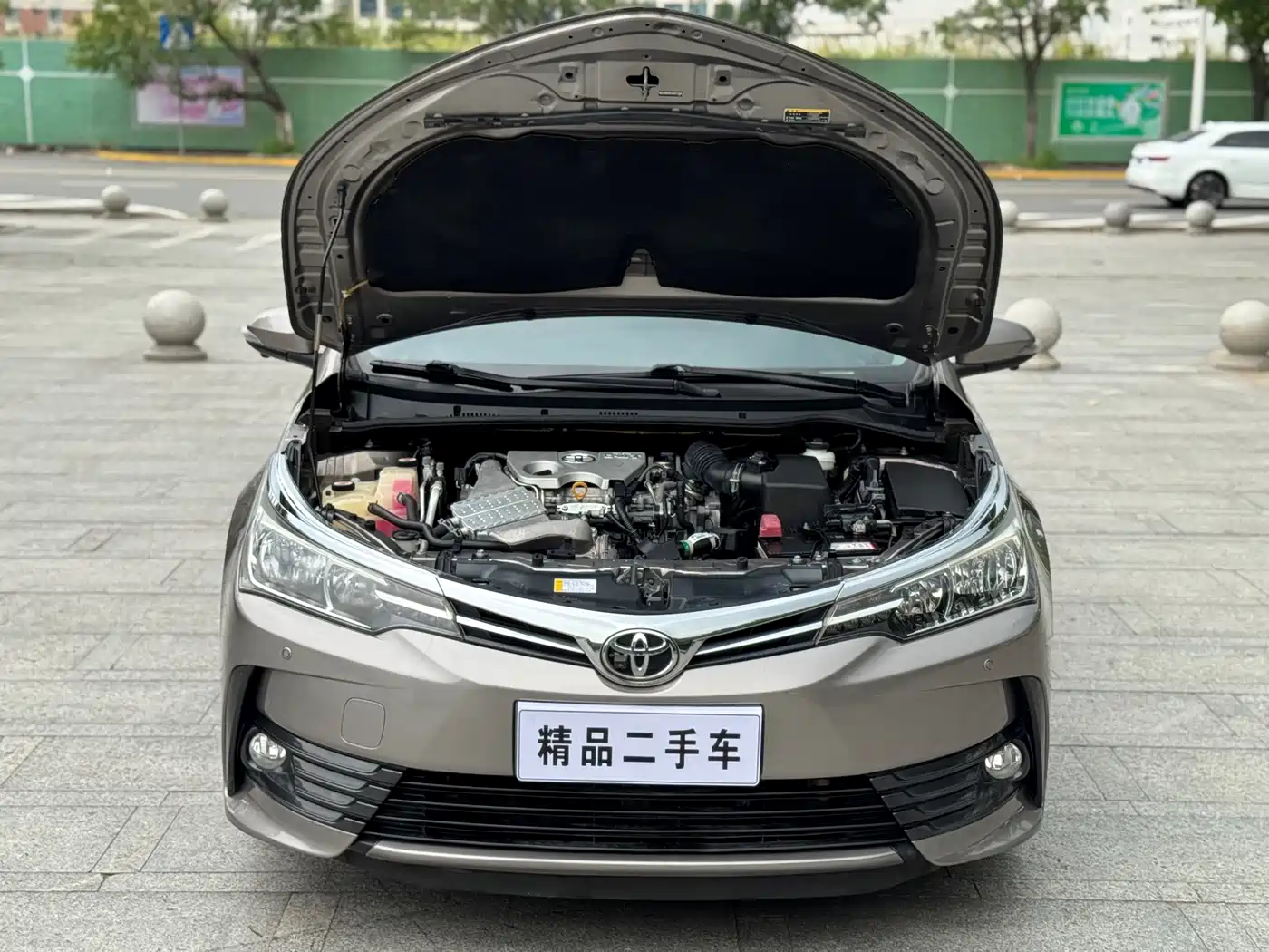 Toyota Corolla 2017 Facelift 1.2T S-CVT GL фото 18