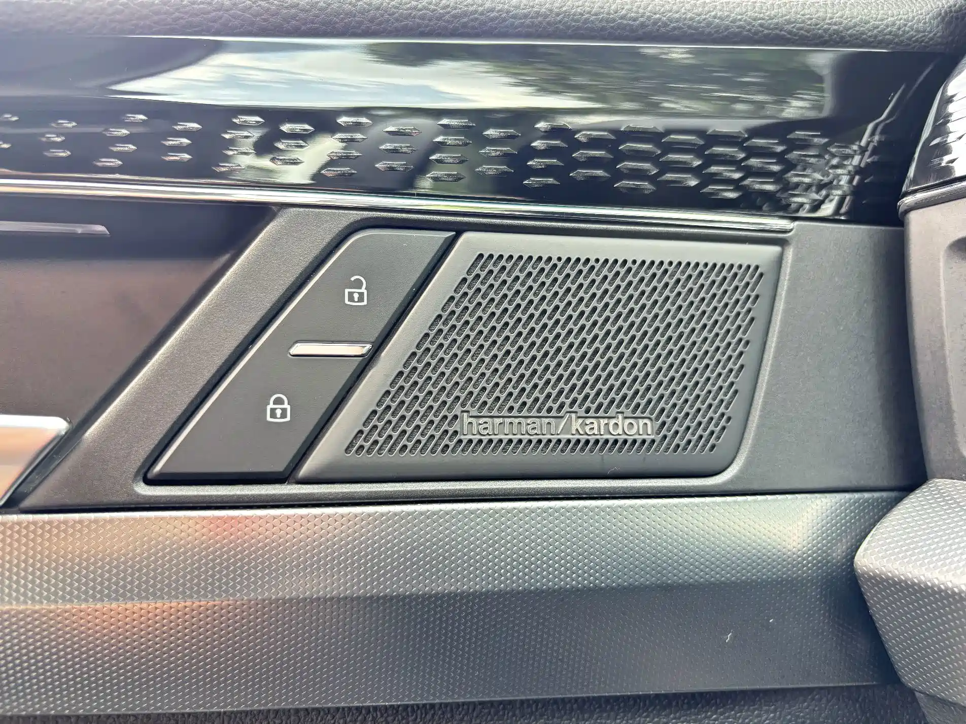 Фото 20 - Volkswagen Passat