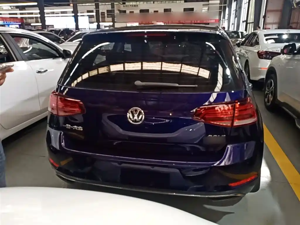 Volkswagen Golf 2018 230TSI Automatic Comfort фото 6