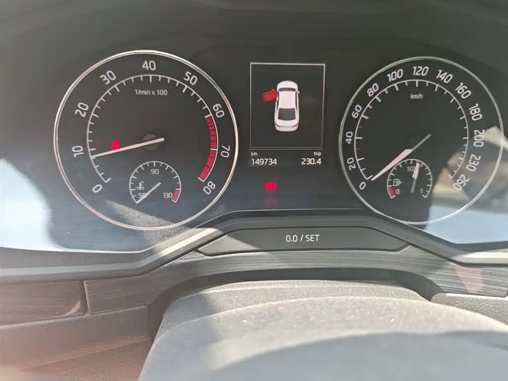 Škoda Superb 2016 TSI330 DSG Smart Edition фото 5