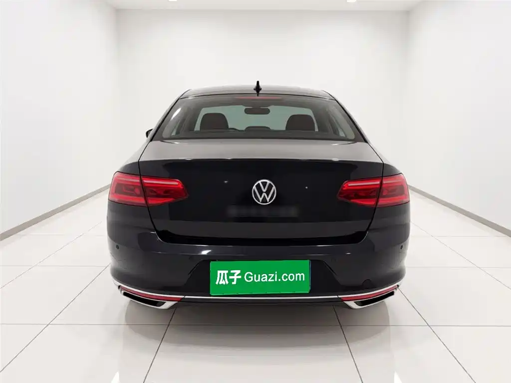 Volkswagen Magotan 2020 330TSI DSG Luxury фото 3