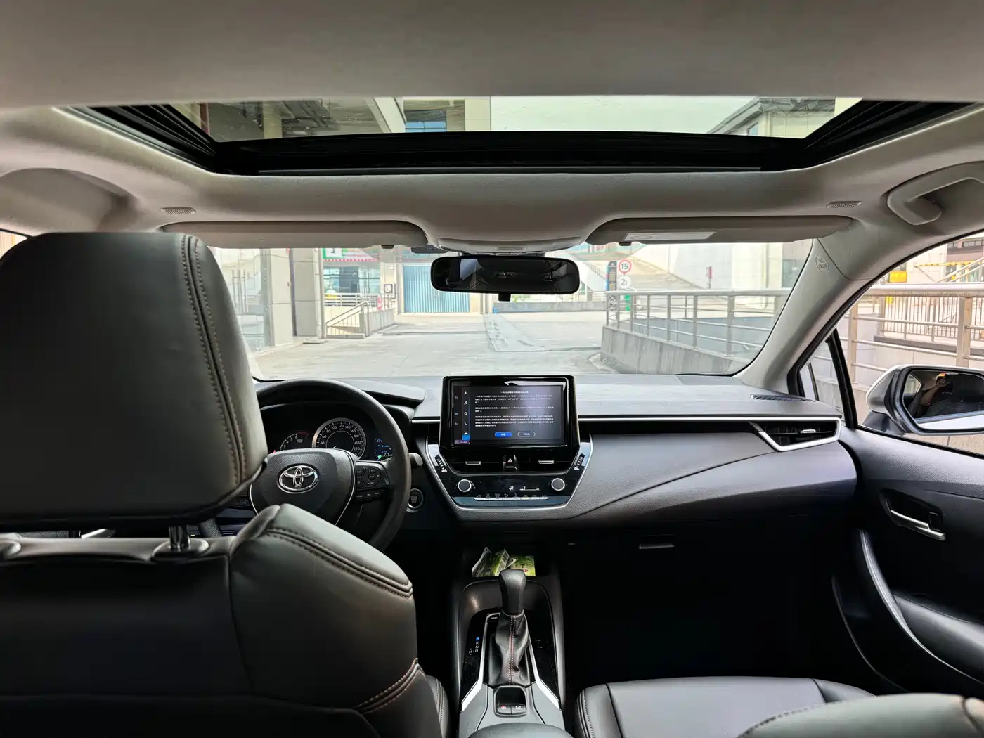 Toyota Corolla 2021 1.2T S-CVT Elite PLUS Edition фото 15