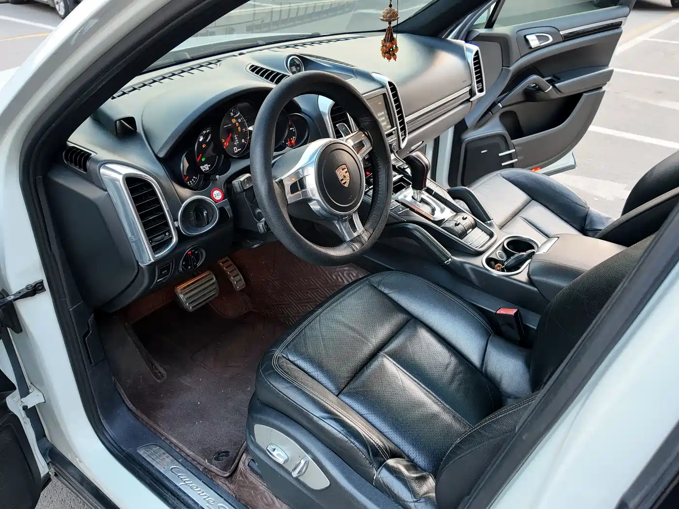 Porsche Cayenne 2011 Cayenne S 4.8L фото 11