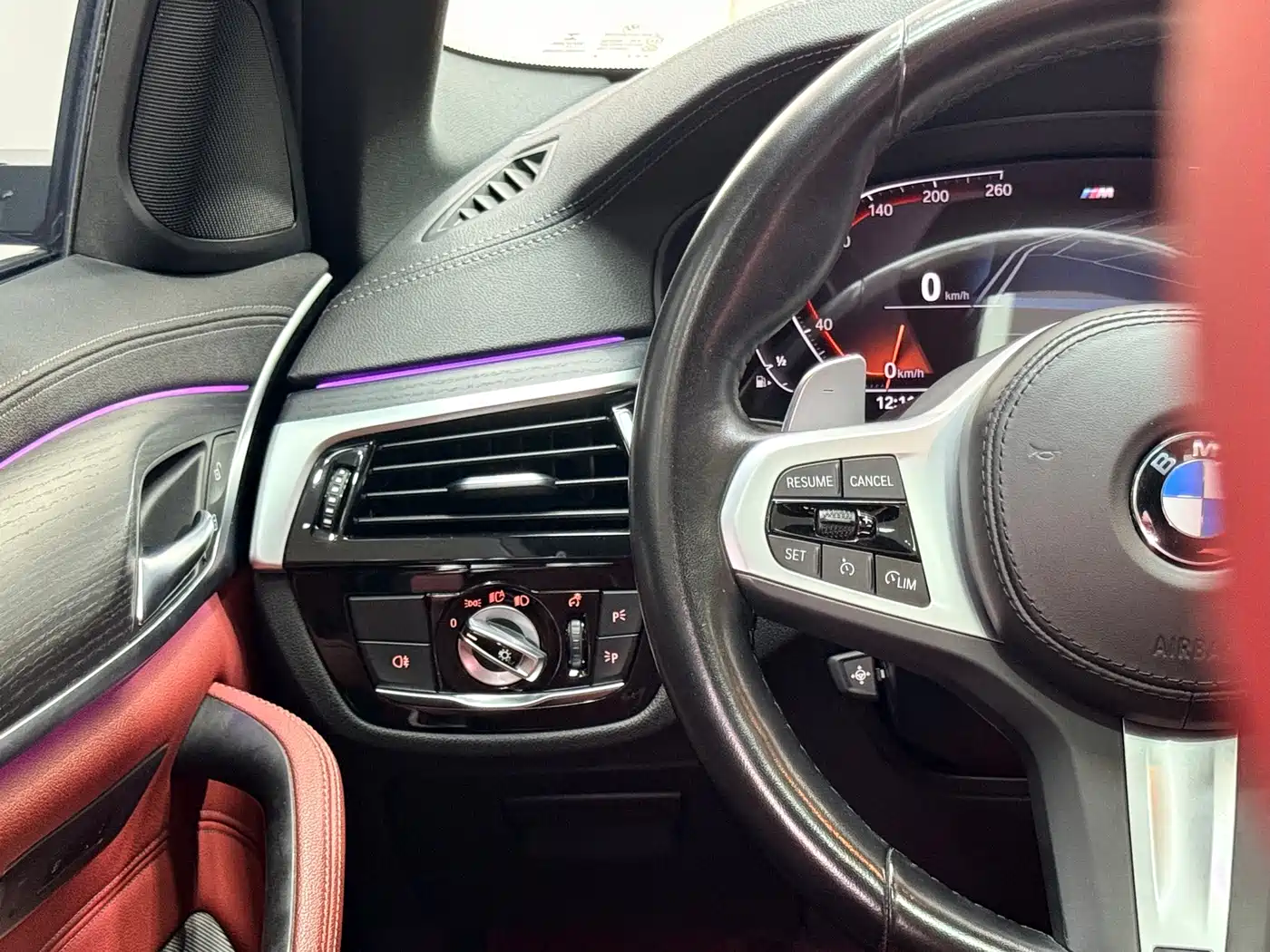 BMW 5 Series 2022 Facelift 530Li Leading M Sport Package фото 8