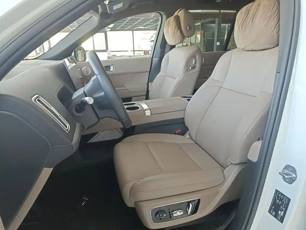 Li Auto L8 2025 2025 Max Smart Renewal Edition