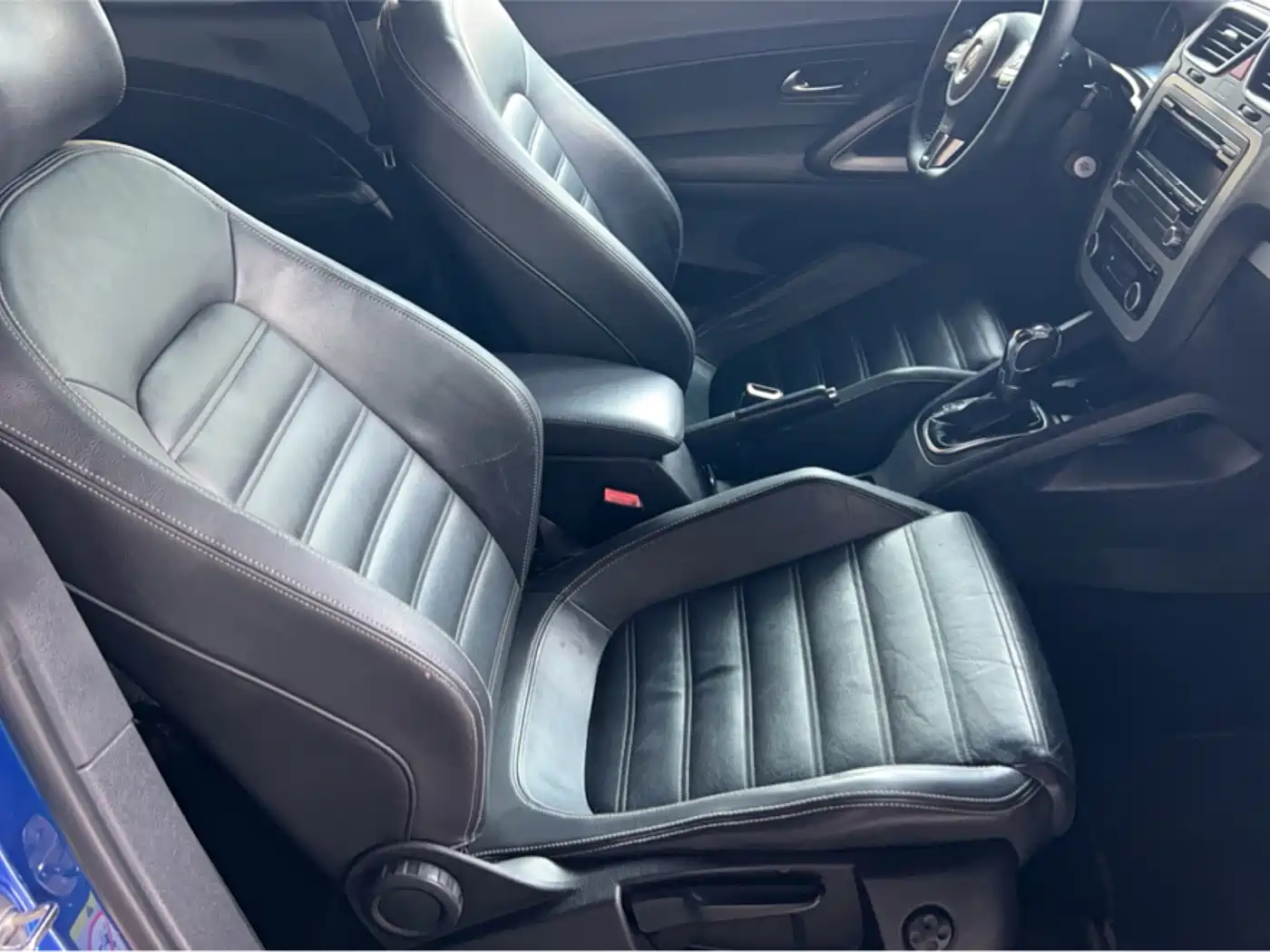 Volkswagen Scirocco 2012 2011 2.0TSI Luxury