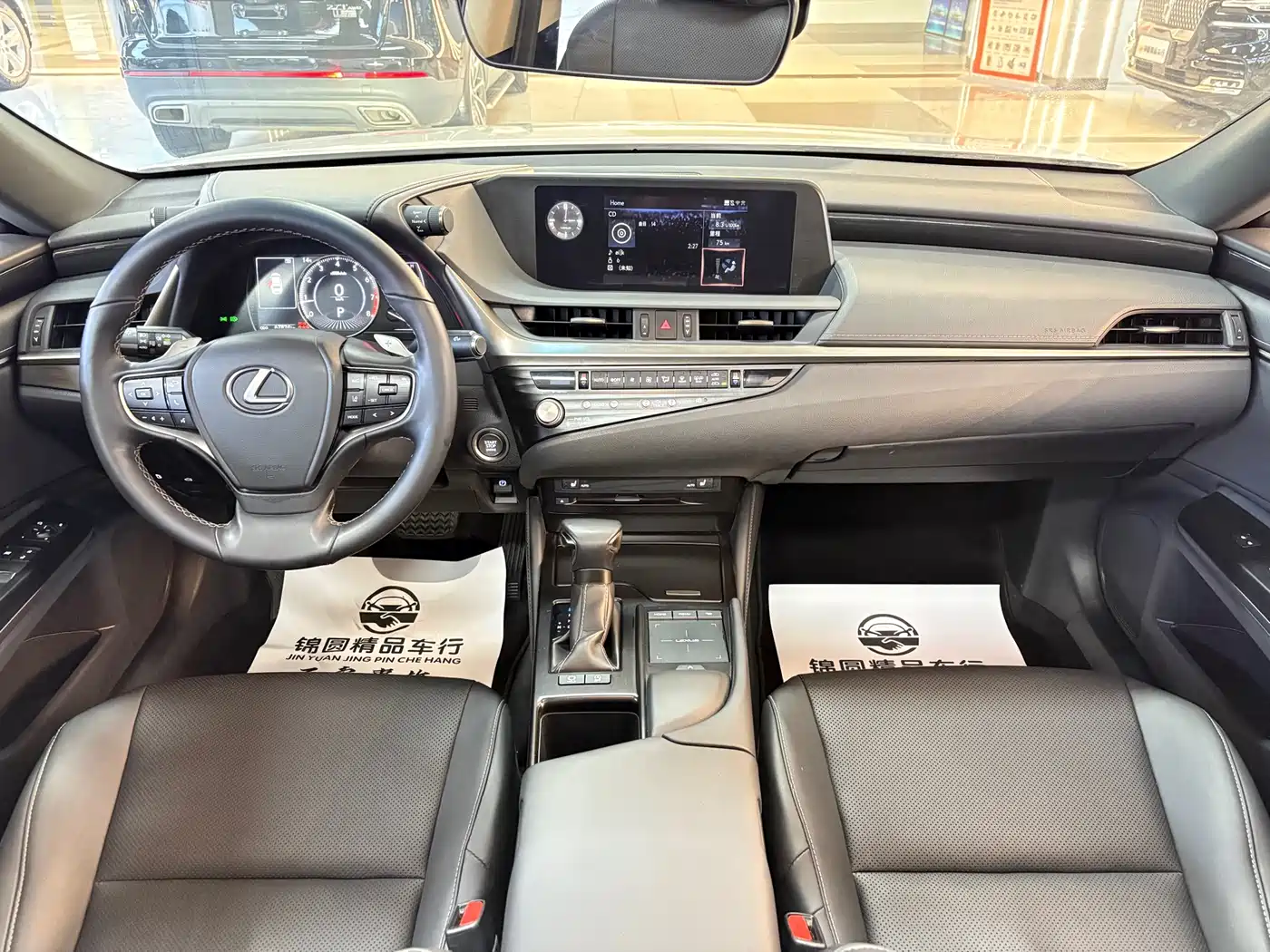 Lexus ES 2020 200 Excellence фото 12