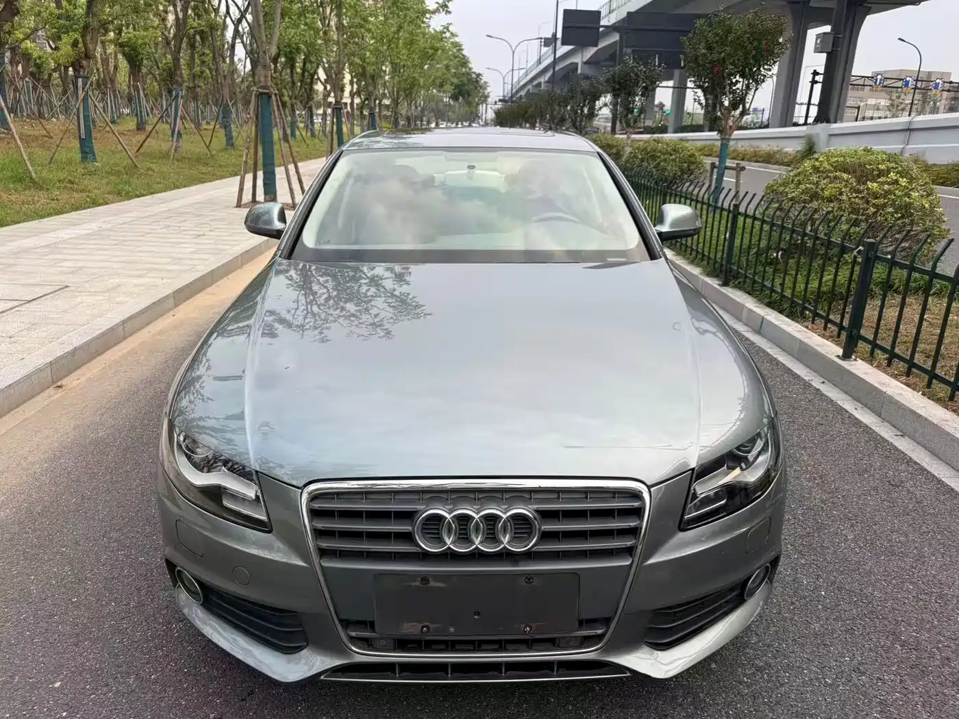 Audi A4L 2011 2012 2.0 TFSI Auto Standard