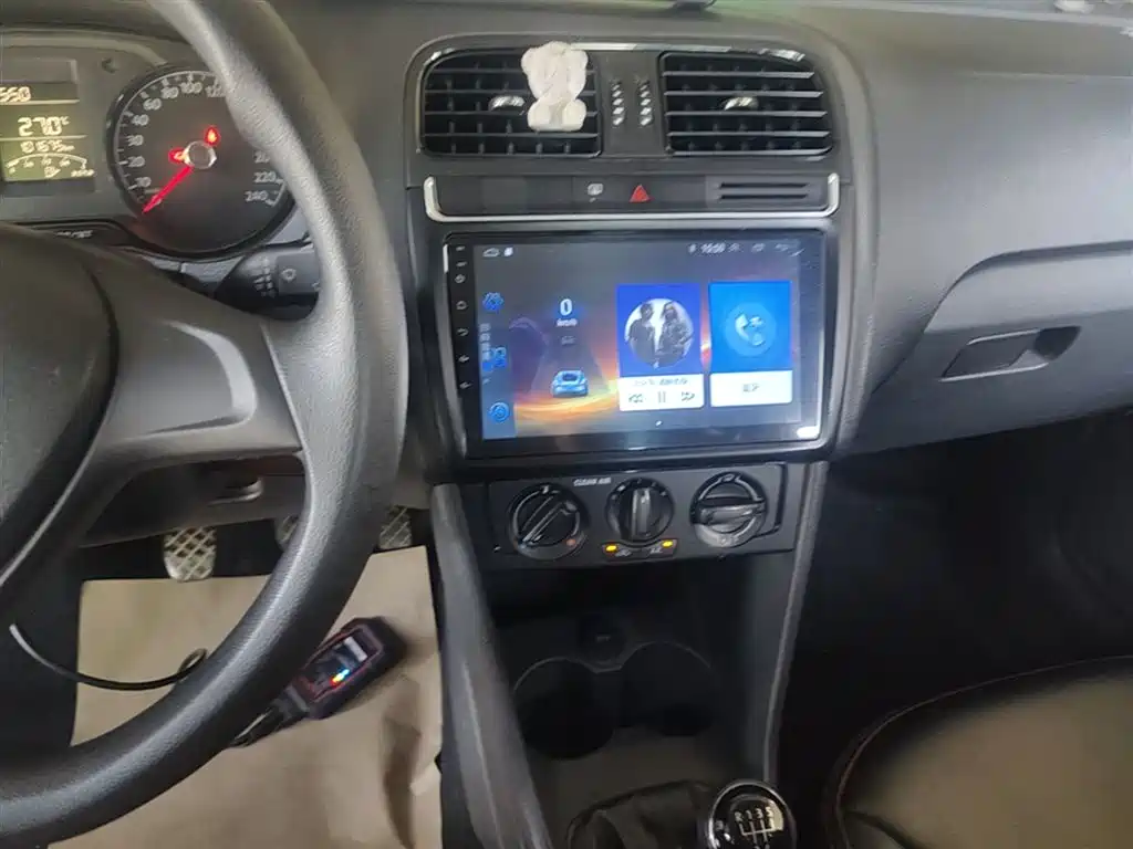 Volkswagen Polo 2016 1.4L Manual Trend фото 13