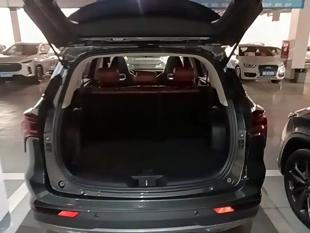 Фото 19 - Changan CS75 PLUS