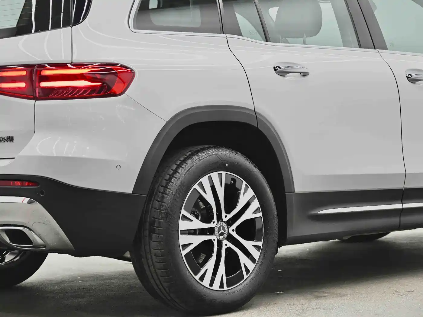 Mercedes-Benz GLB 2024 GLB 220 Dynamic фото 31