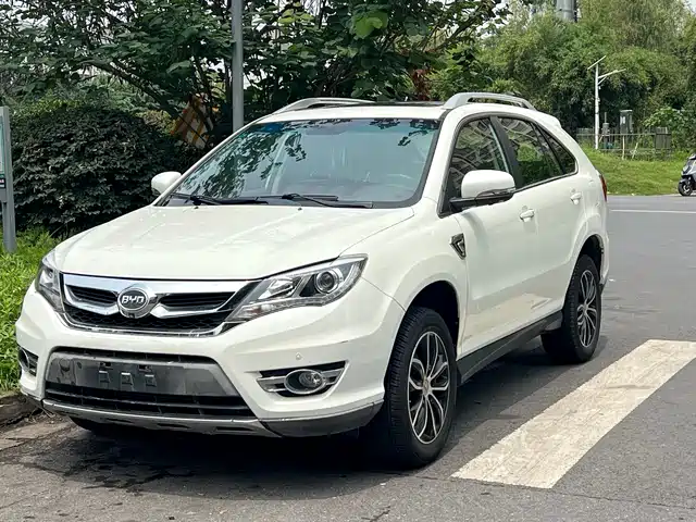 BYD BYD S7 2015 2.0T Automatic Flagship Model