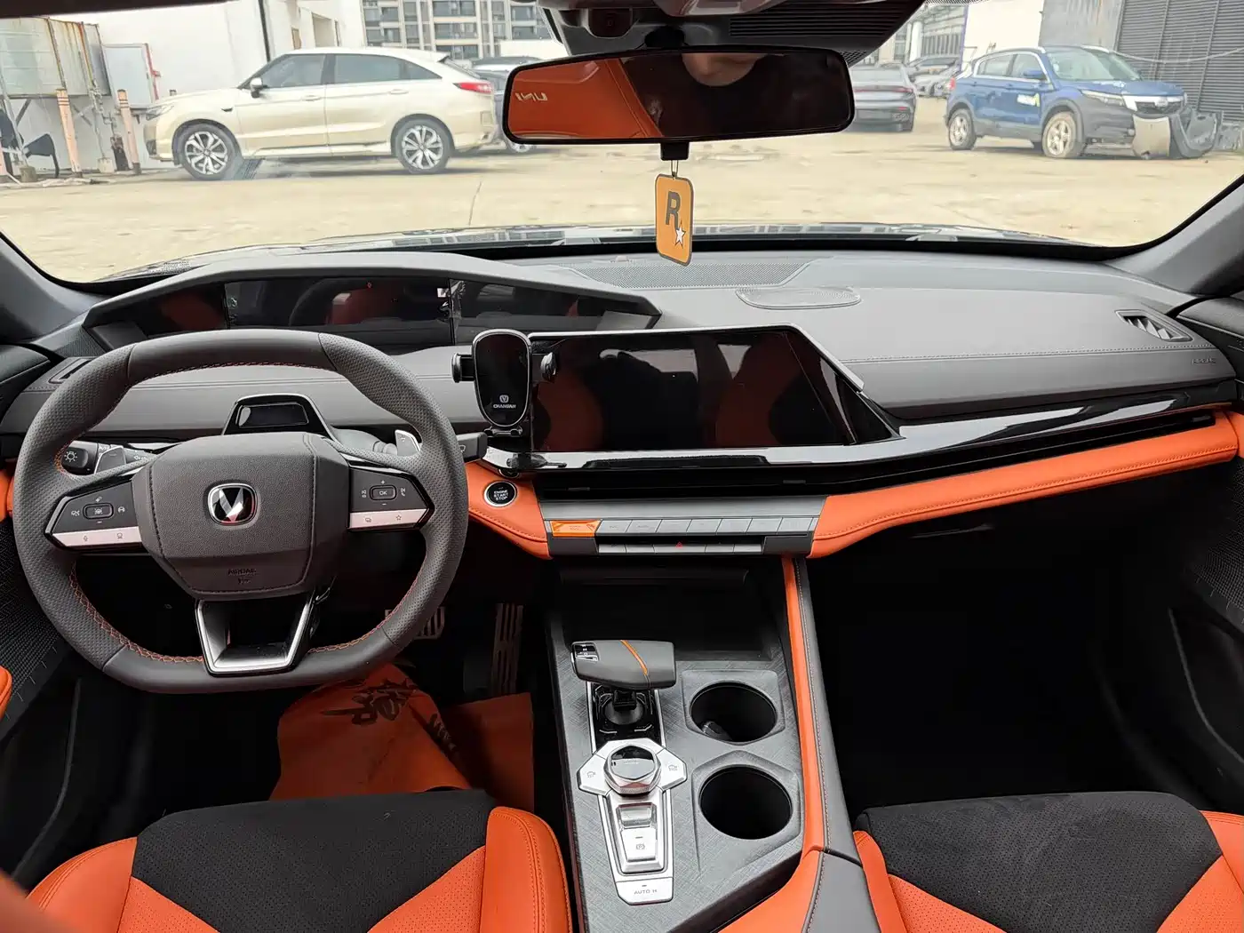 CHANGAN UNI-V
