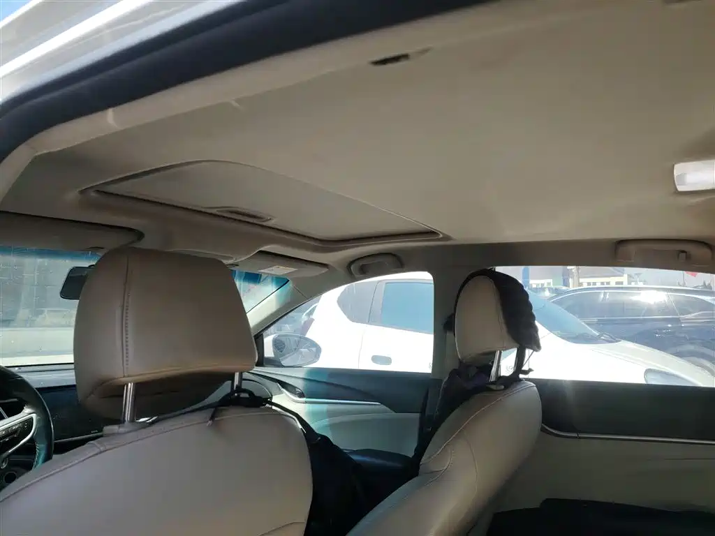 Buick Excelle 2018 15T Manual Elite (China V) фото 18