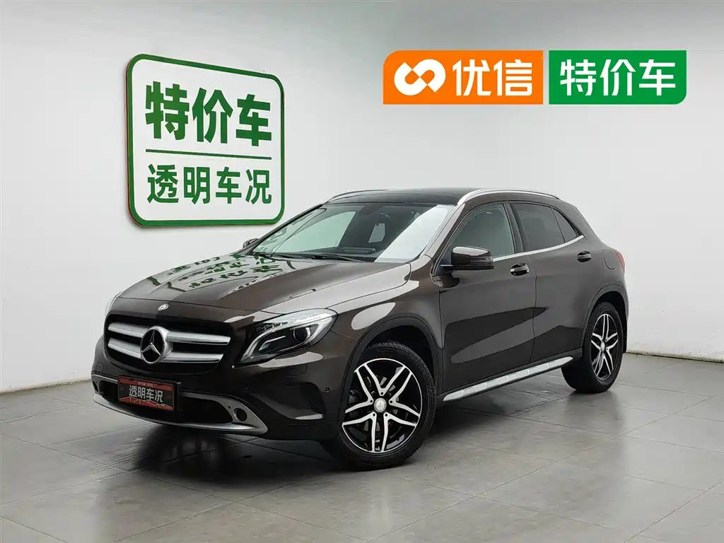 Mercedes-Benz GLA 2015 GLA 220 4MATIC Fashion Edition
