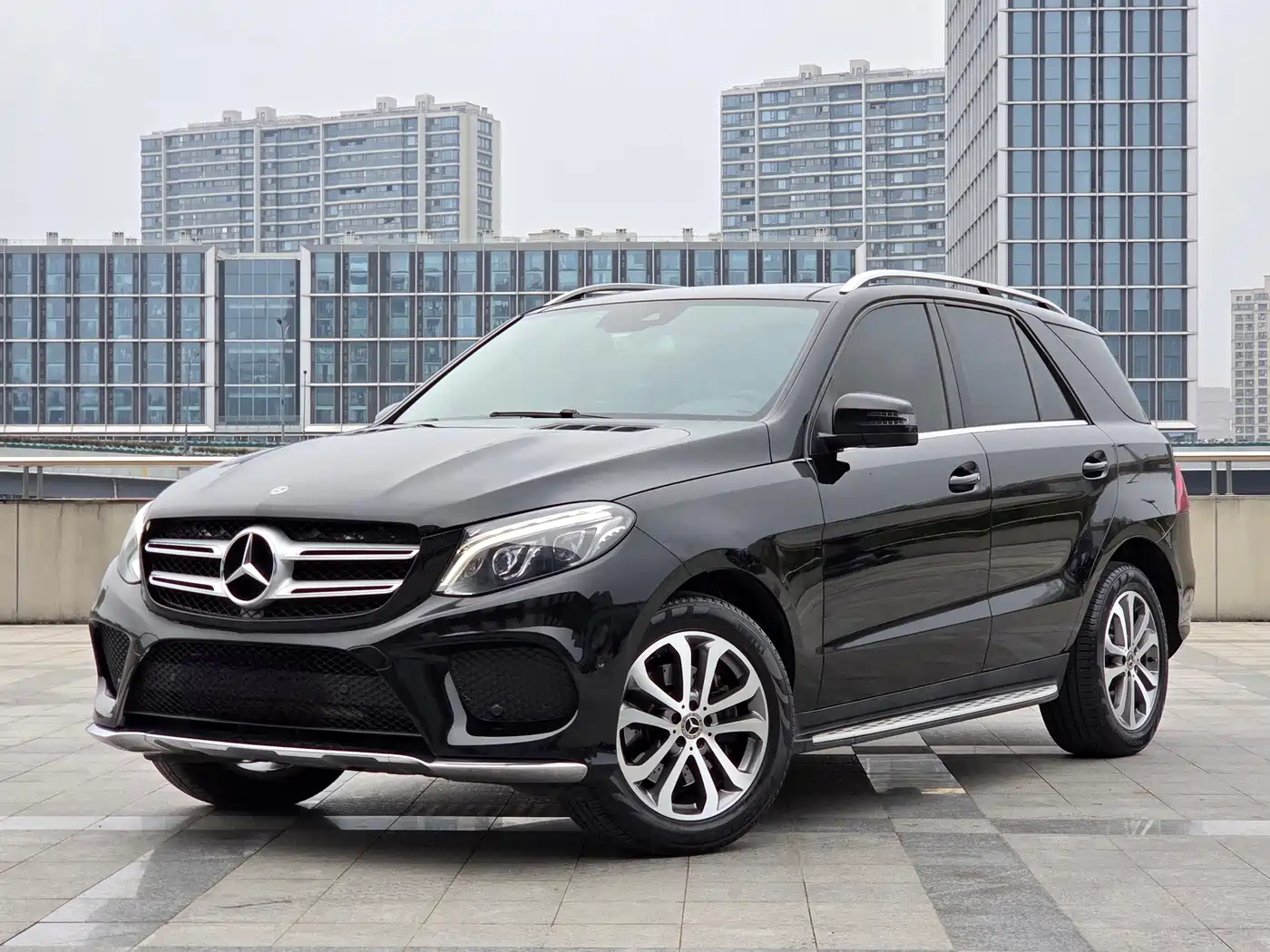 Mercedes-Benz GLE 2017 GLE 320 4MATIC Luxury