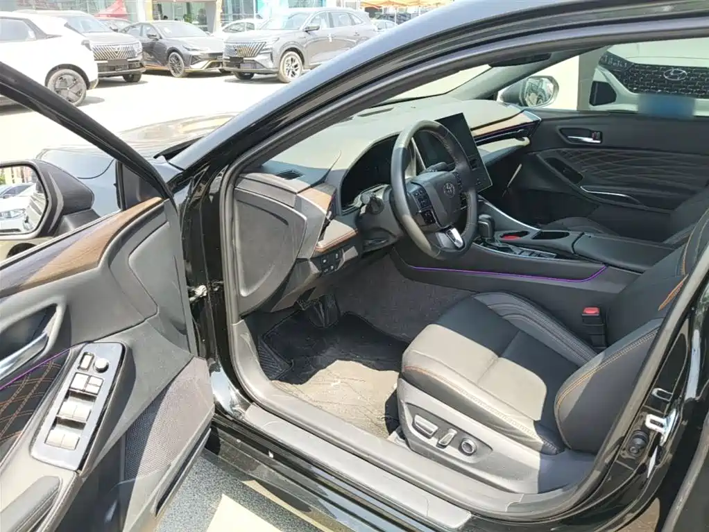 Toyota Avalon 2024 Model Hybrid 2.0L Premium Selection Edition фото 16