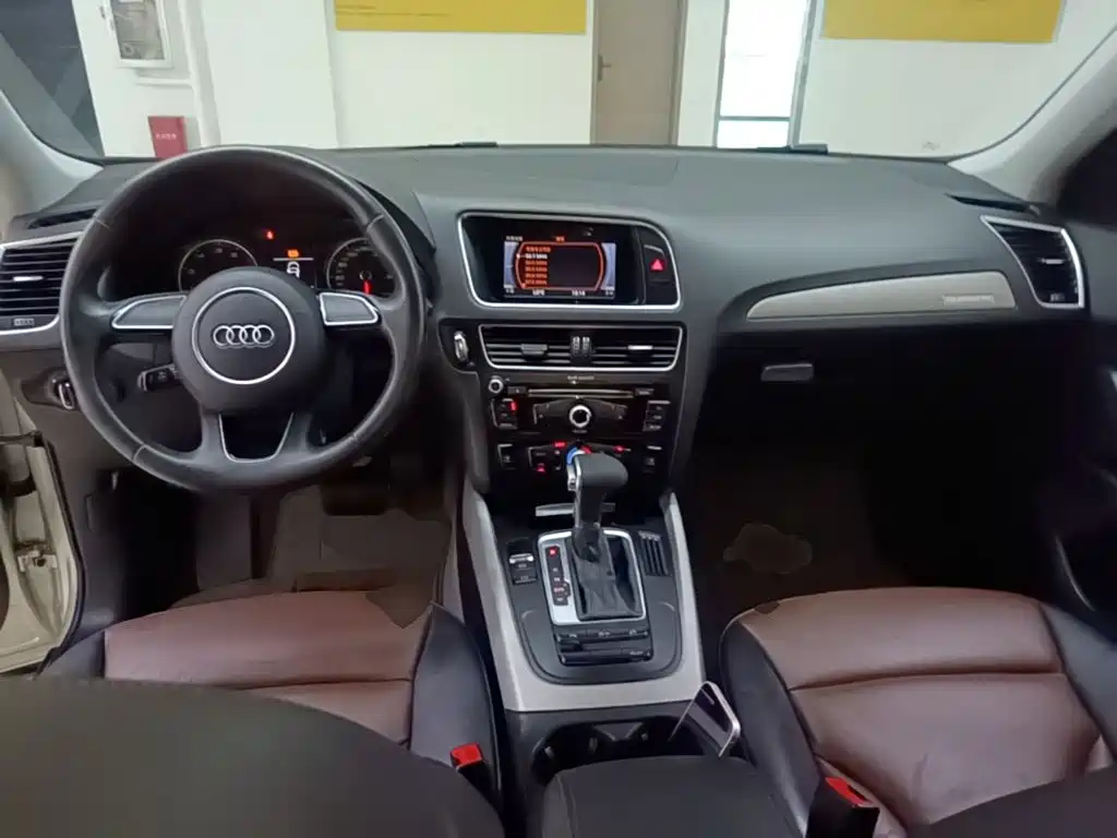 Audi Q5 2018 2017 Plus 40 TFSI Progressive