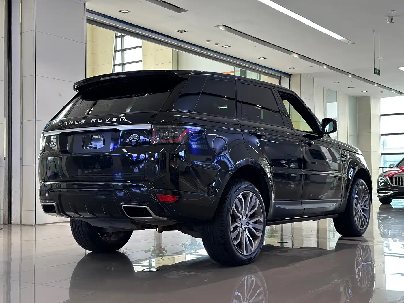 Land Rover Range Rover Sport 2014 3.0 SC V6 HSE фото 18