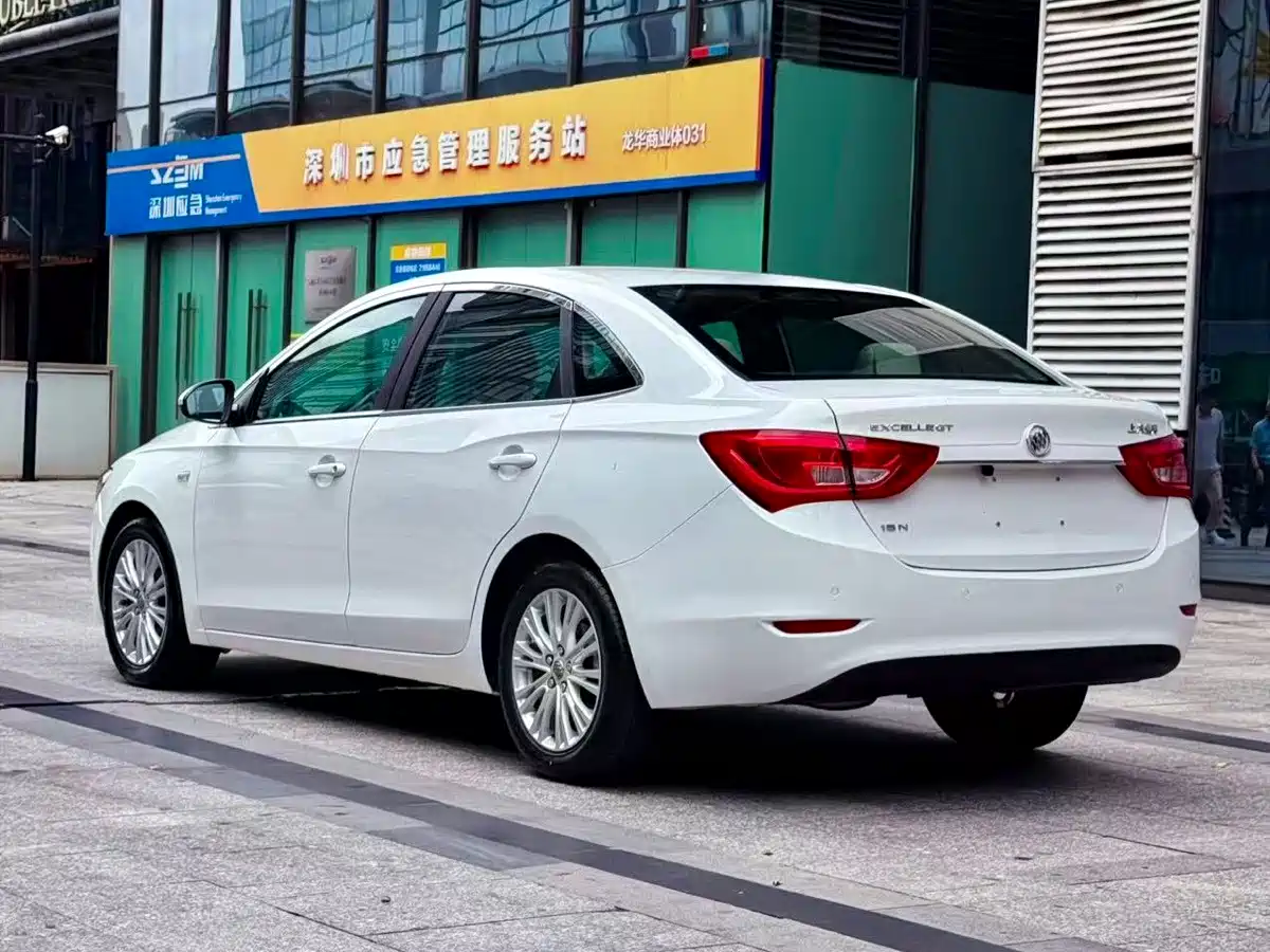 Фото 4 - Buick Excelle
