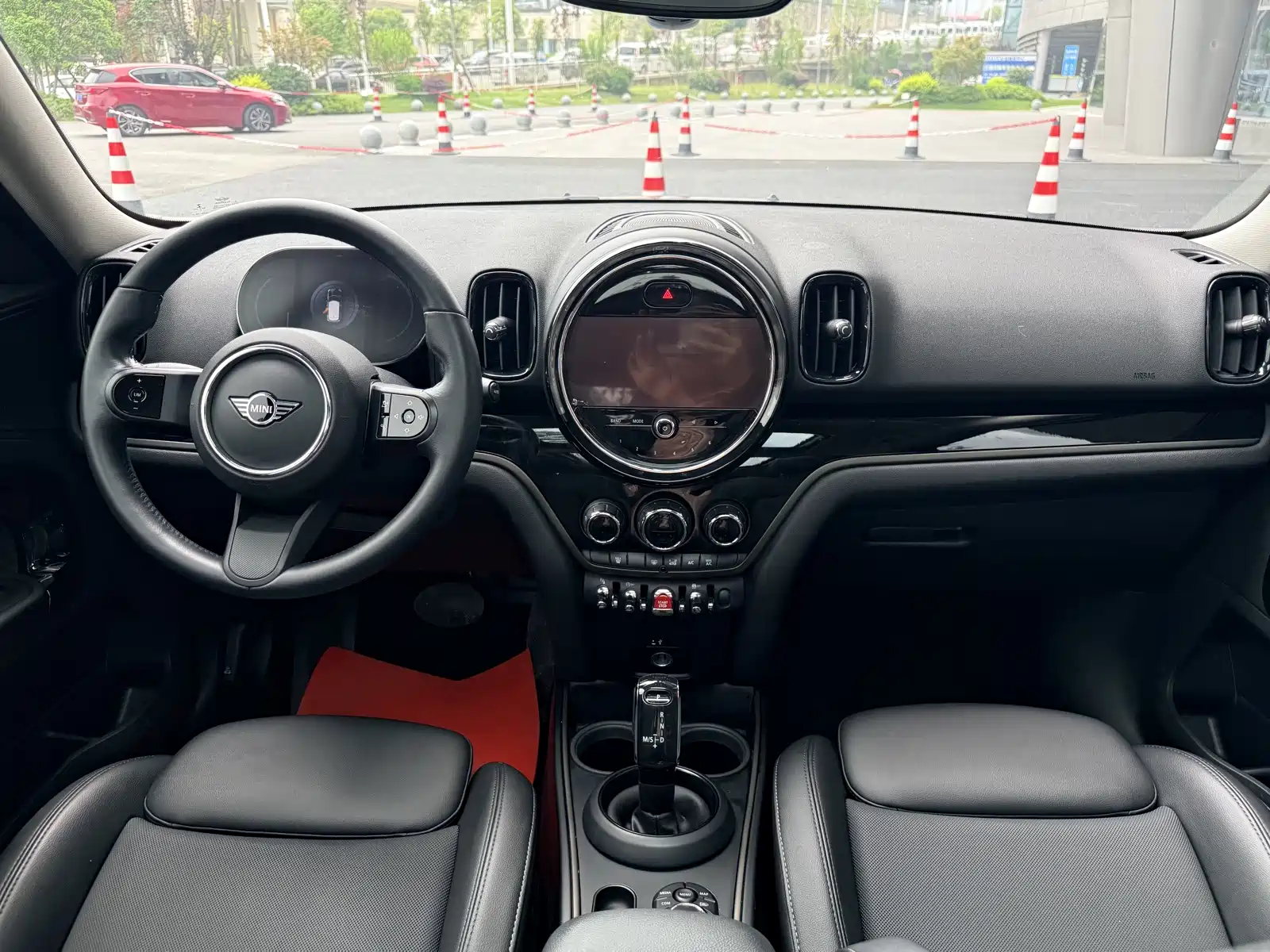 صورة 12 - MINI COUNTRYMAN