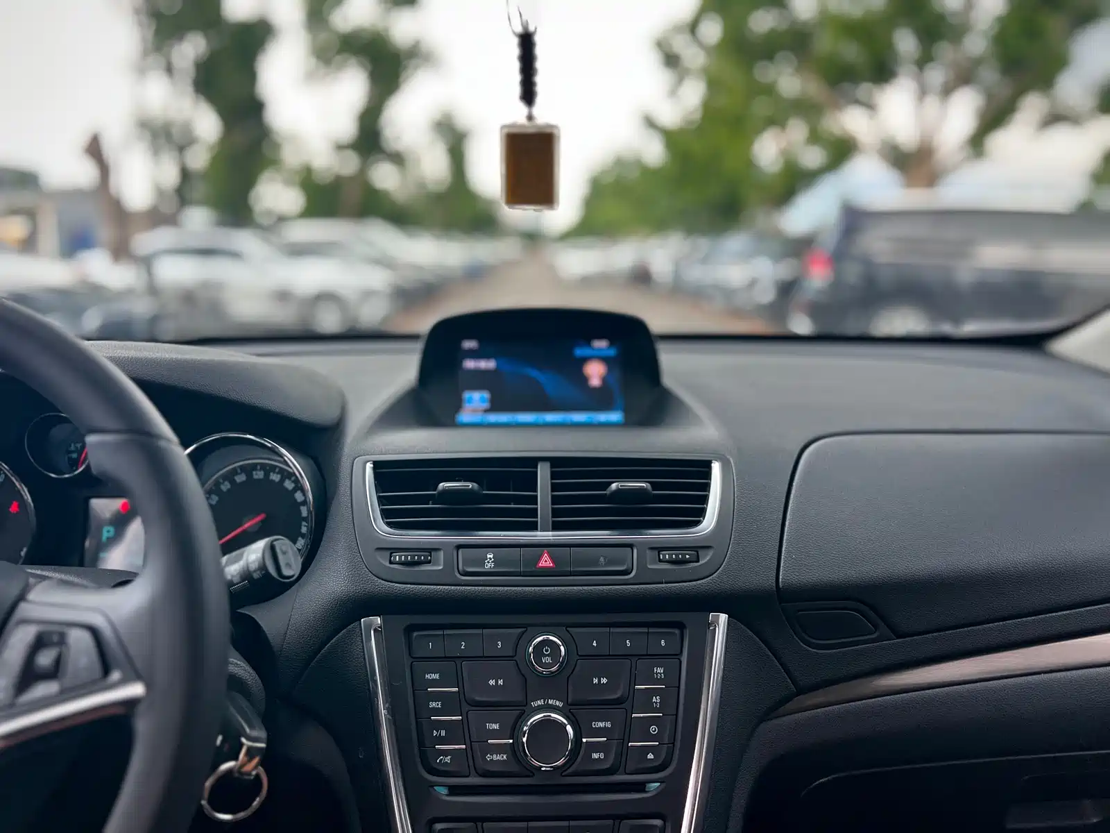 Фото 13 - Buick Encore