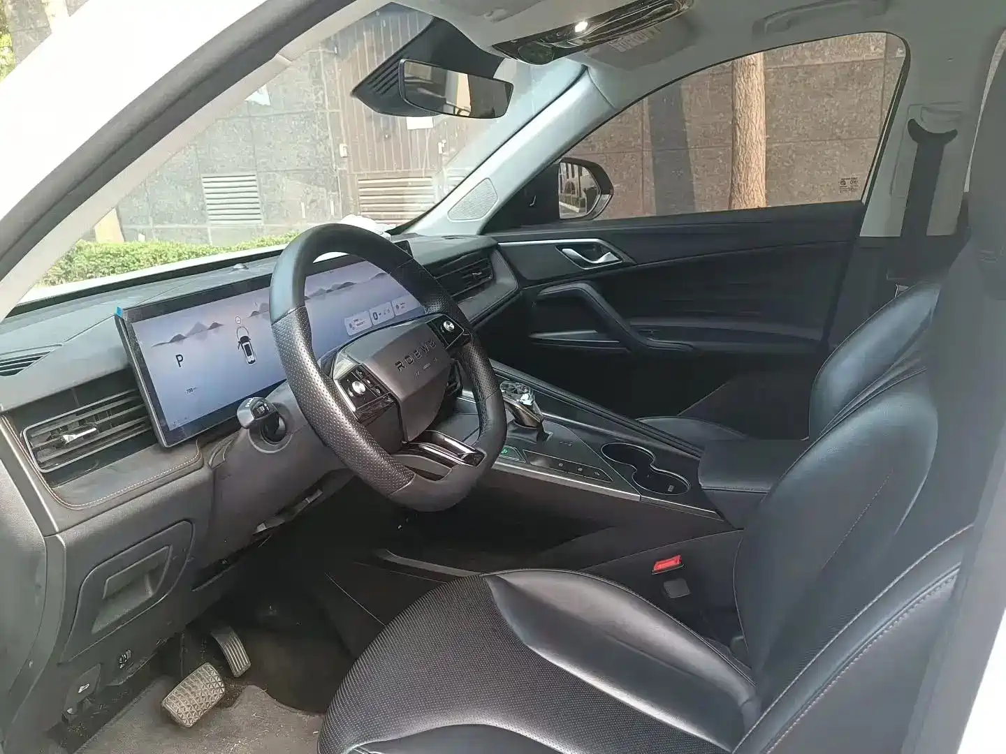 Фото 4 - Roewe RX5