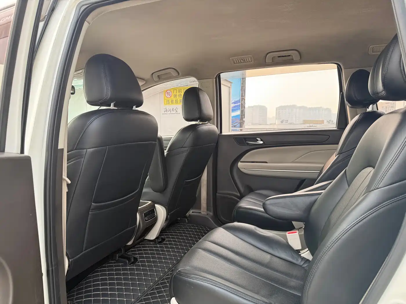 GAC Trumpchi Trumpchi M6 2019 270T Manual Elite Edition (7-seater) (China VI) фото 10