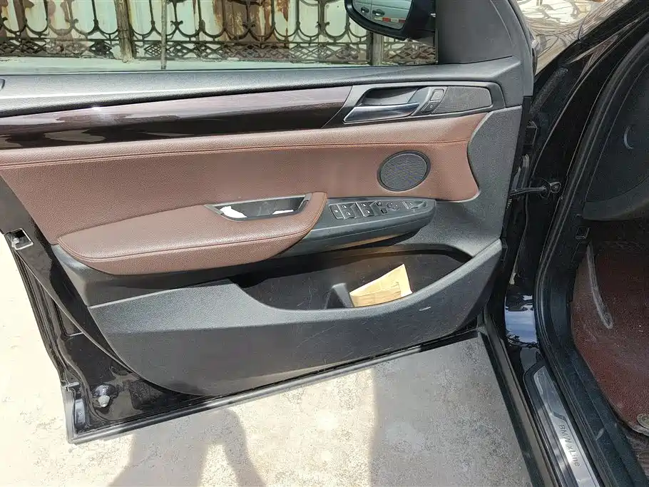 BMW X3 (Import) 2014 xDrive20i X Design Package фото 7