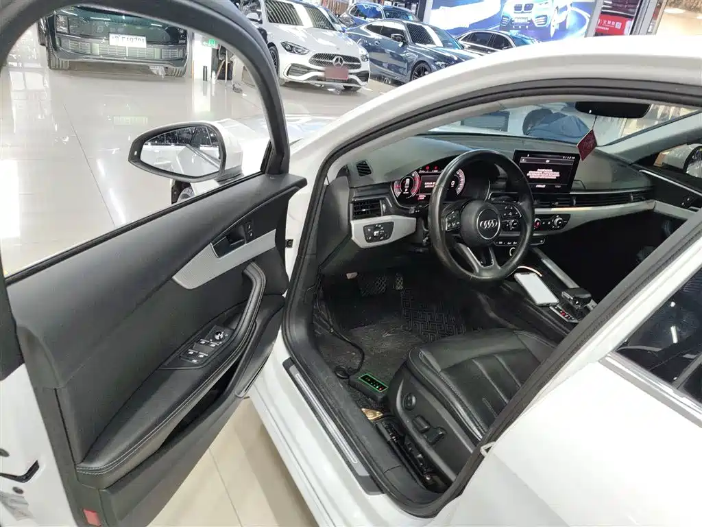 Audi A4L 2020 40 TFSI Fashion Elegance фото 16