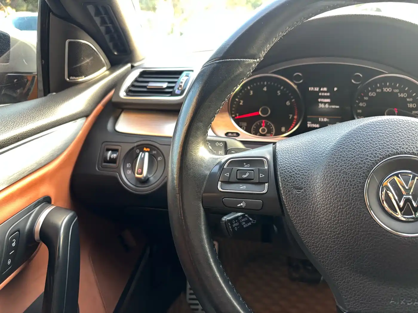 Volkswagen FAW-Volkswagen CC 2015 2.0TSI Supreme Edition фото 24