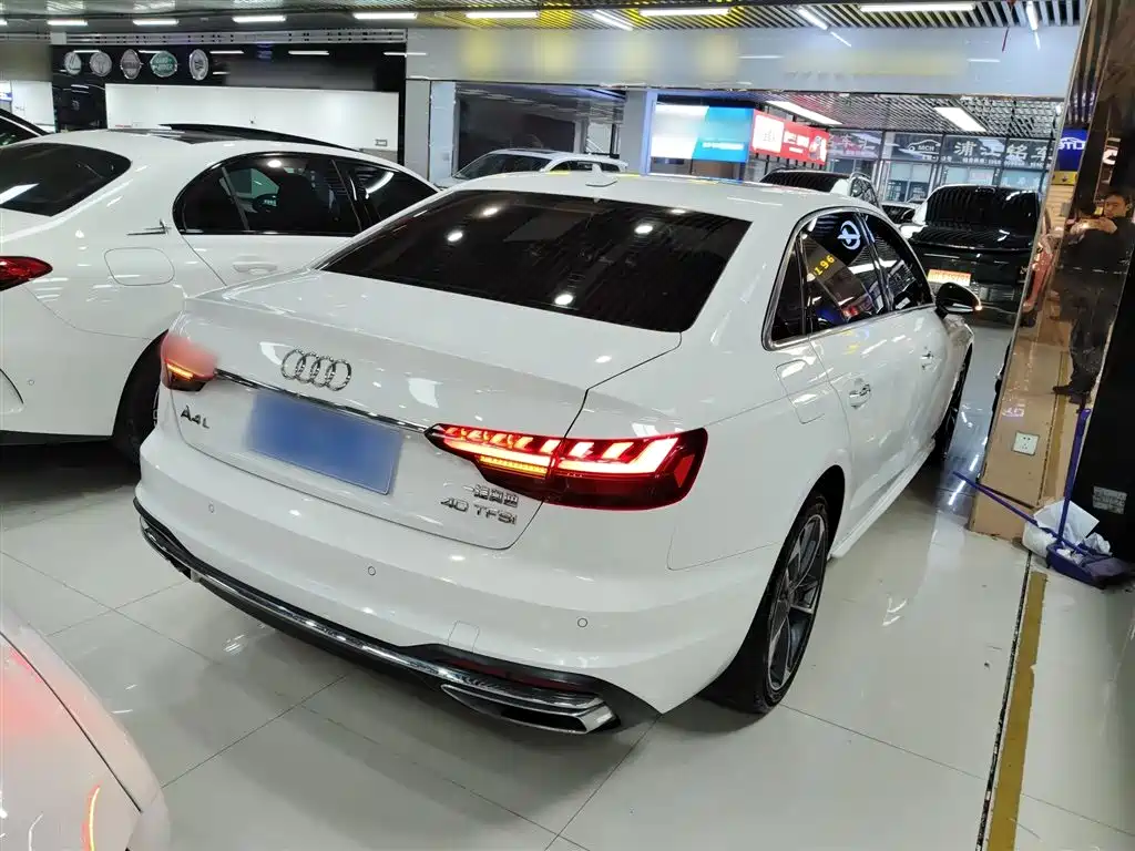 Audi A4L 2020 40 TFSI Fashion Elegance фото 7